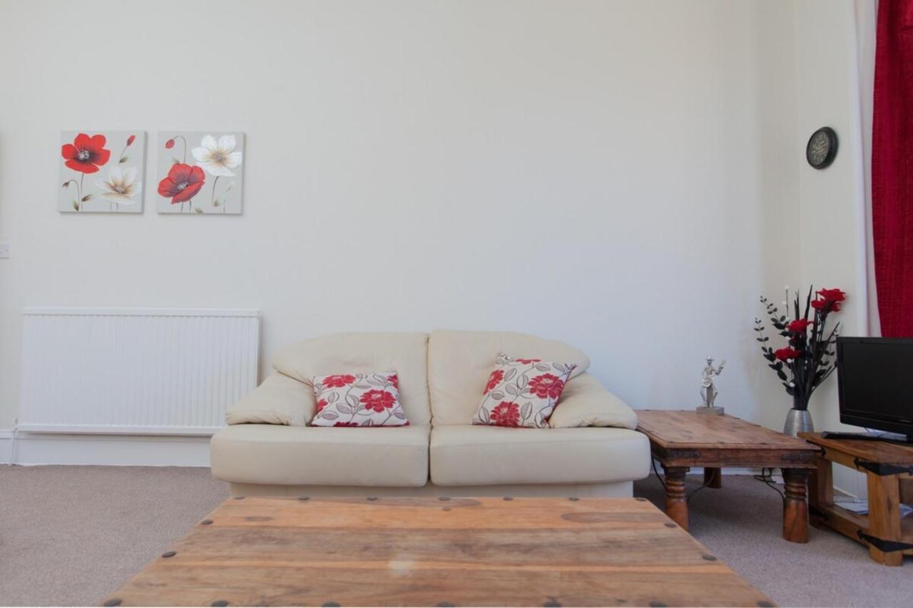 אדינבורו Spacious And Bright Polworth Flat מראה חיצוני תמונה